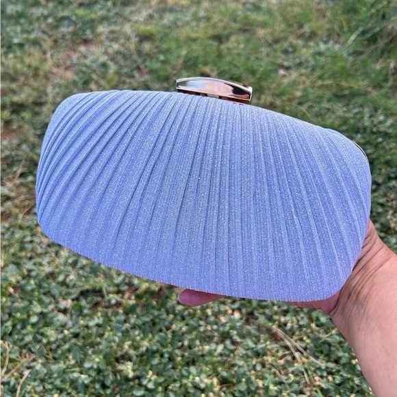 SOLD OUT - Picture 4 of 7